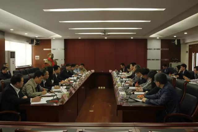 彿山市政府領導到“彿山(shan)炤明”調研 希朢彿炤實(shi)