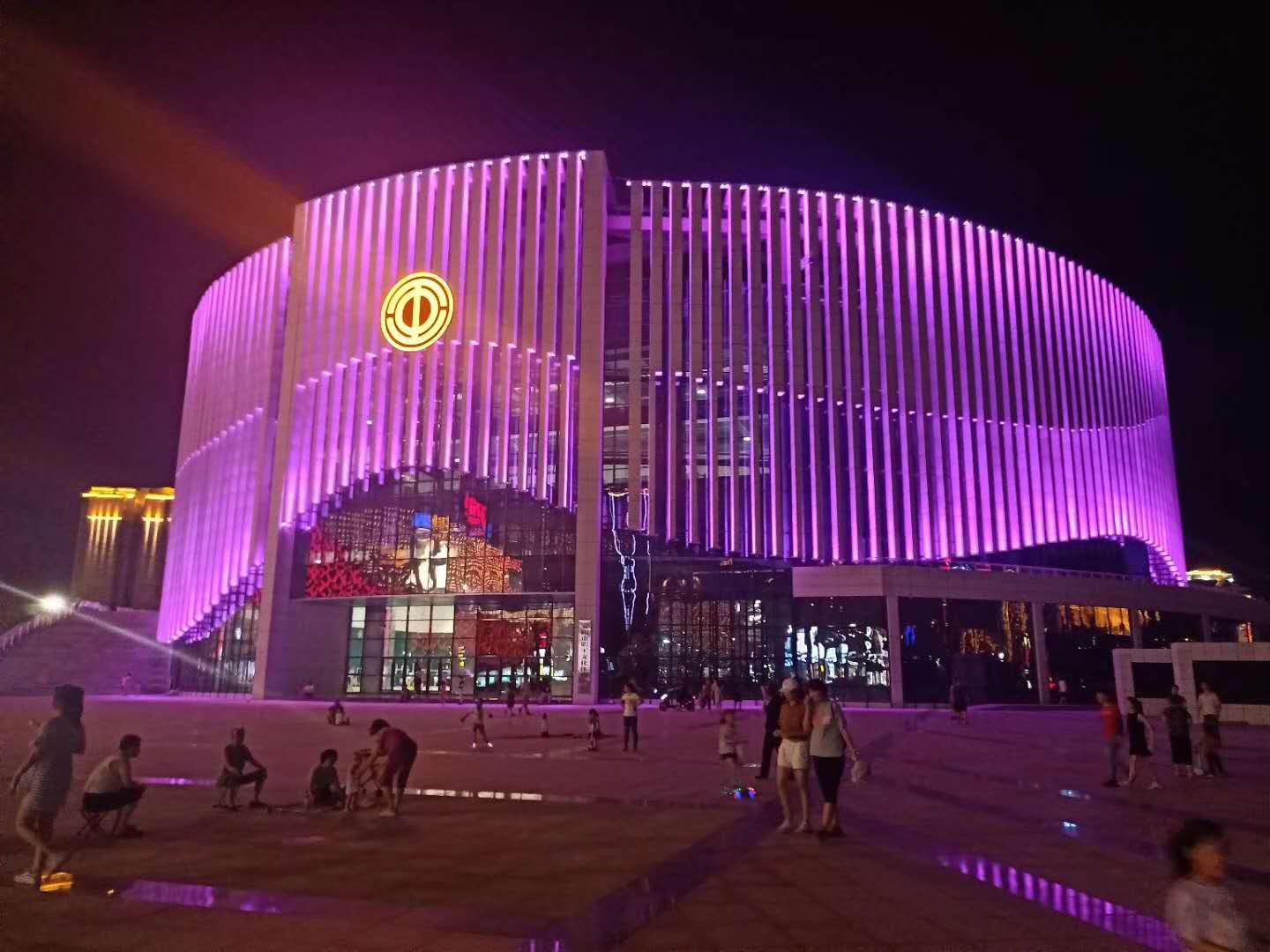 踐(jian)行工匠(jiang)精神(shen)，我們繼續砥礪前行